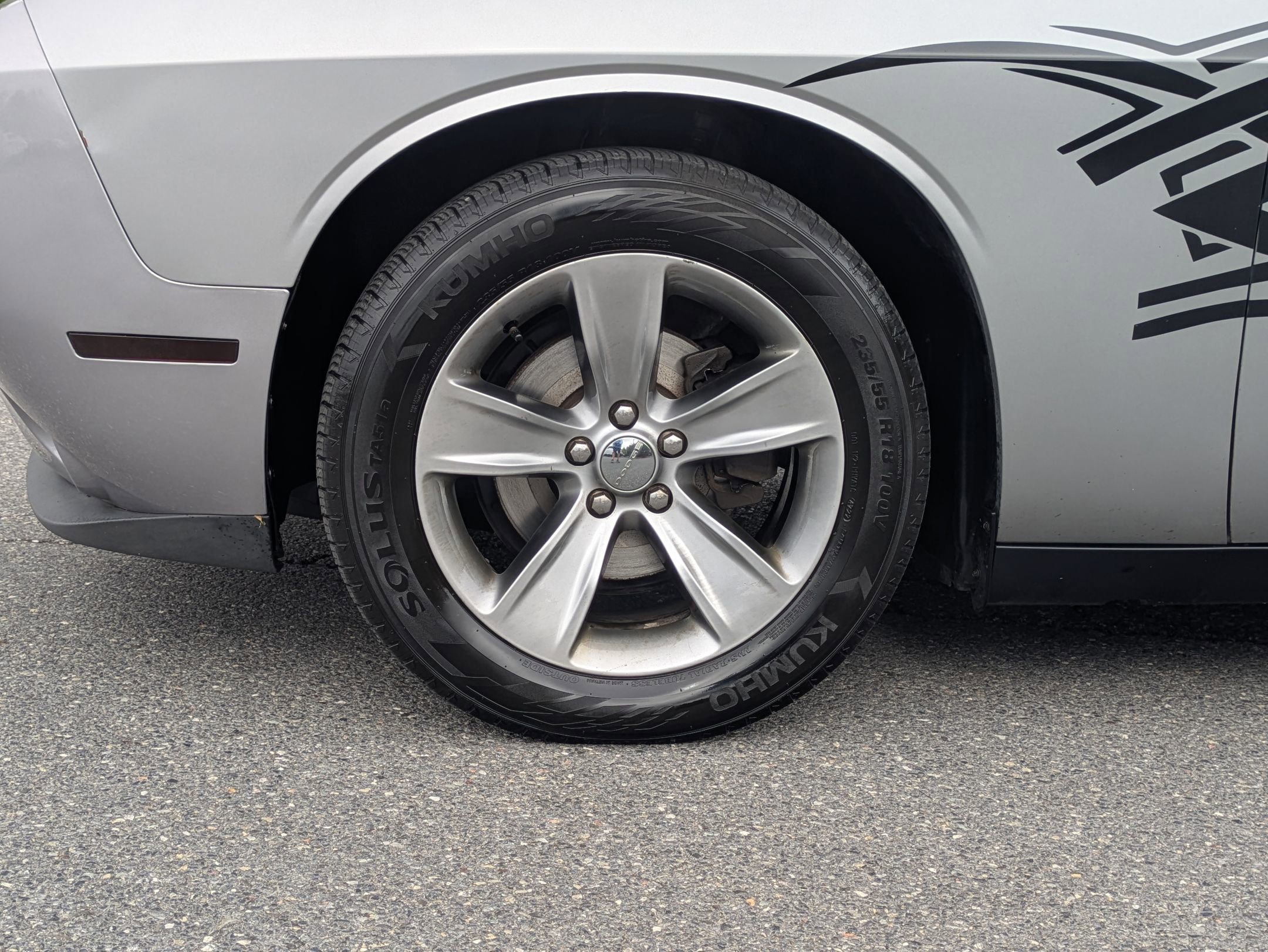 2018 Dodge Challenger SXT photo 8