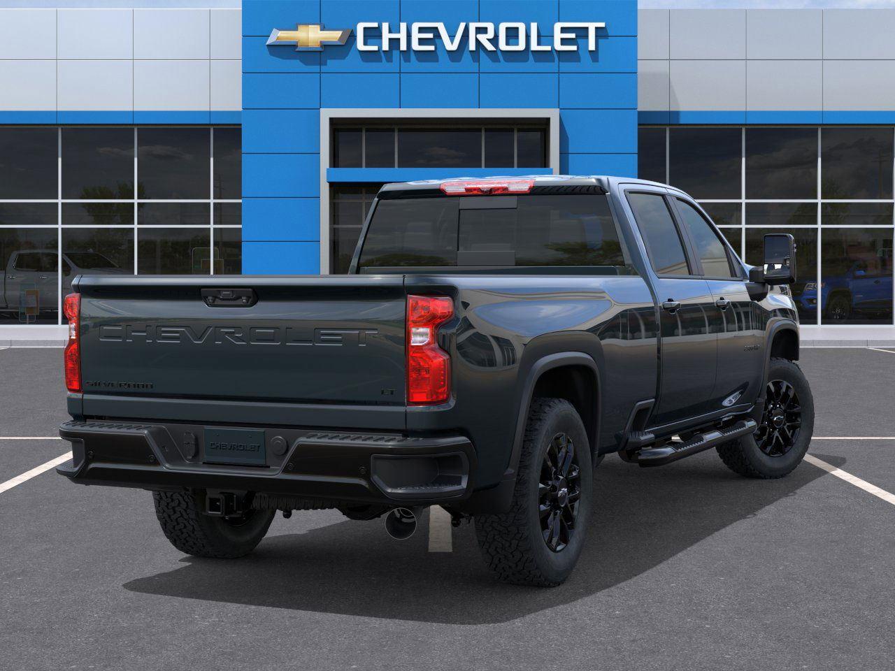 2026 Chevrolet Silverado 2500HD LT photo 4