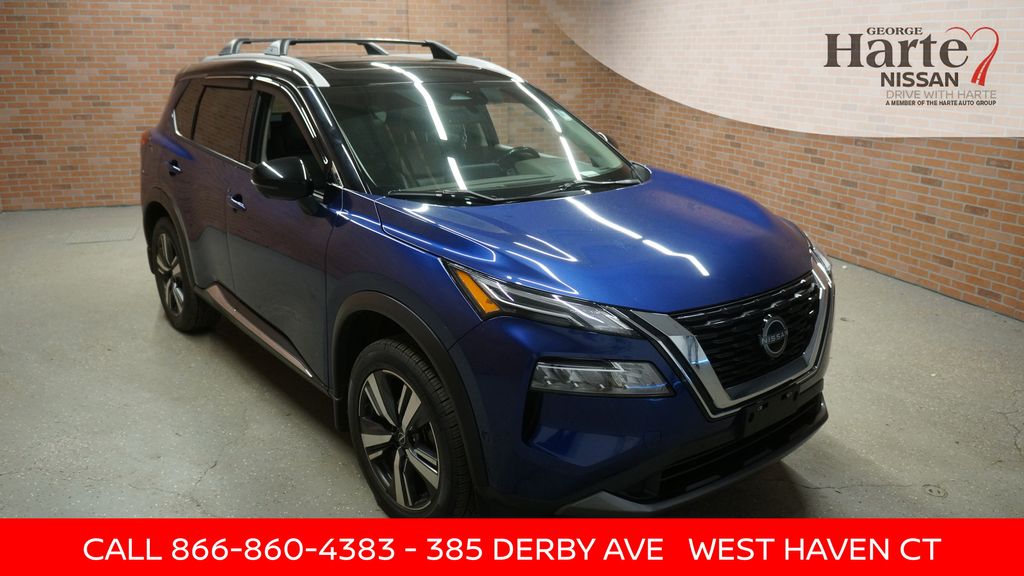 2023 Nissan Rogue SL's photo