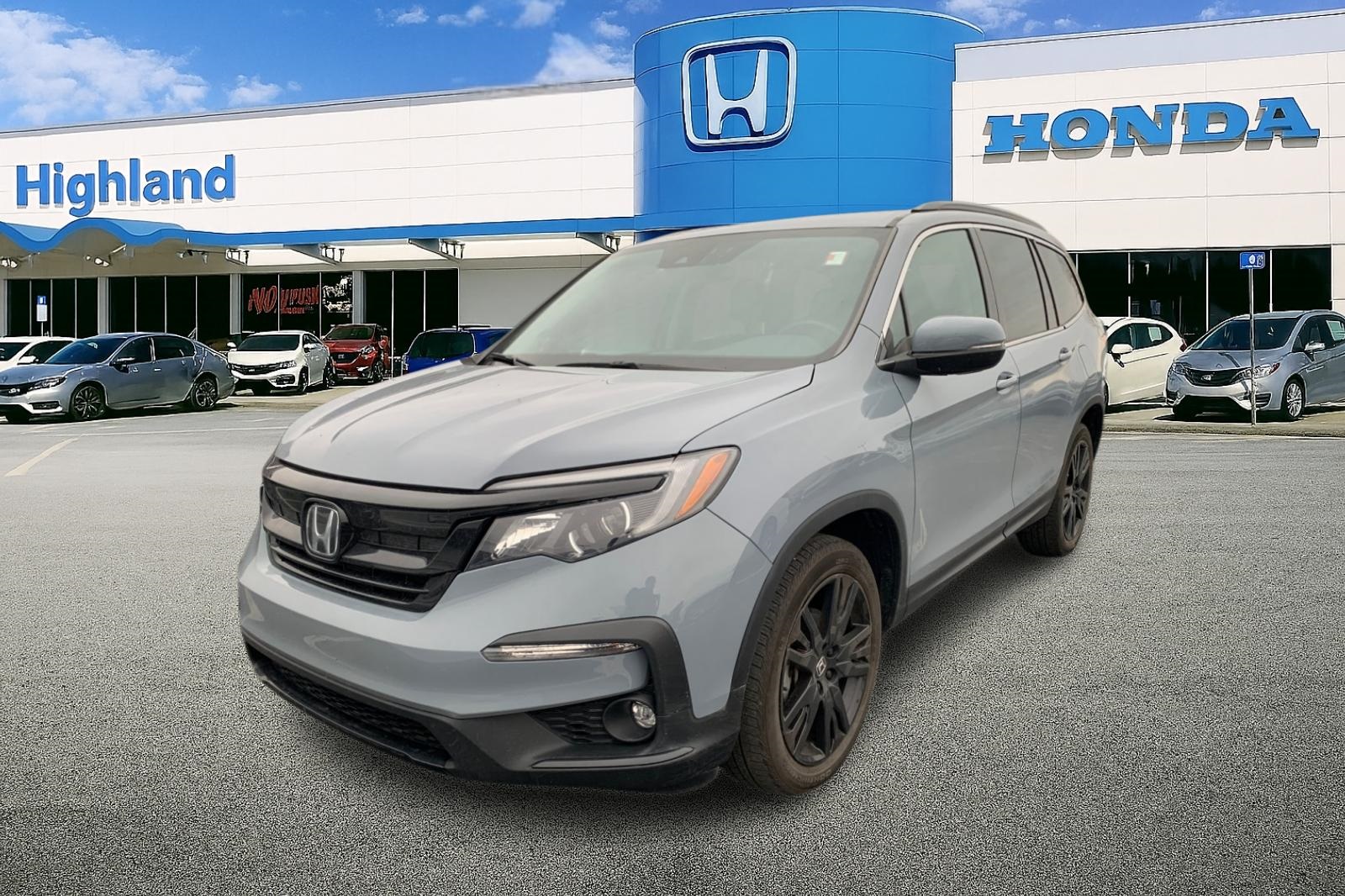 2022 Honda Pilot SE's photo