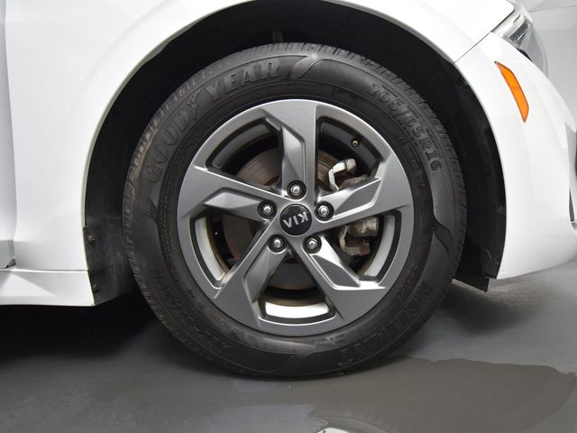 2021 Kia K5 LXS photo 12