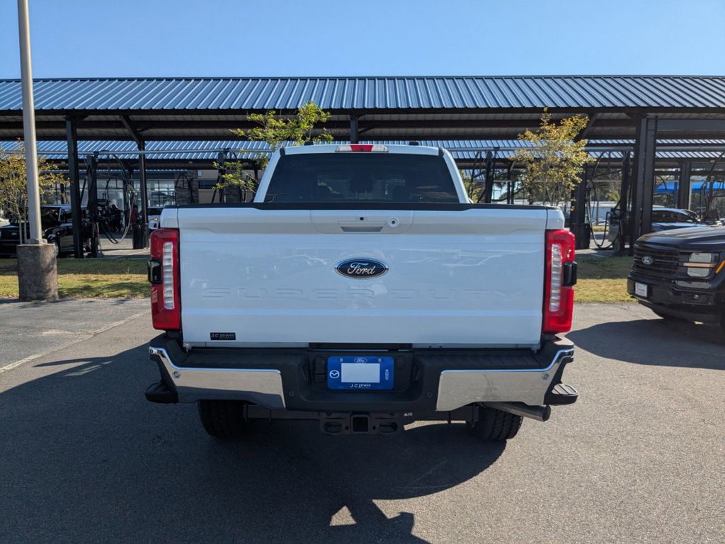 2026 Ford F-250 Lariat photo 4