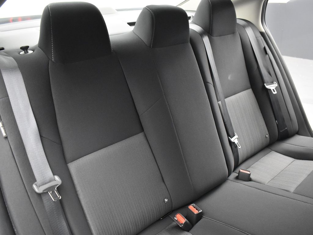 2025 Nissan Sentra SV photo 16