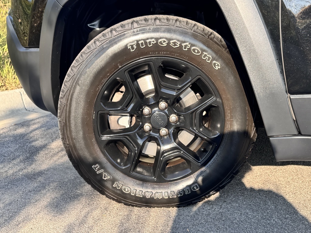 2019 Jeep Cherokee Trailhawk photo 10