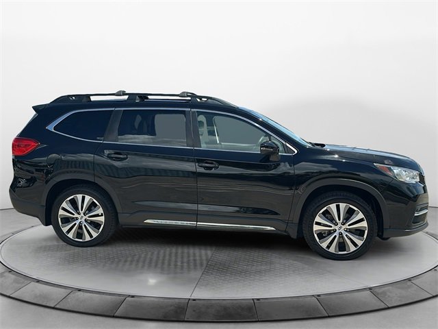 2022 Subaru Ascent Limited photo 8