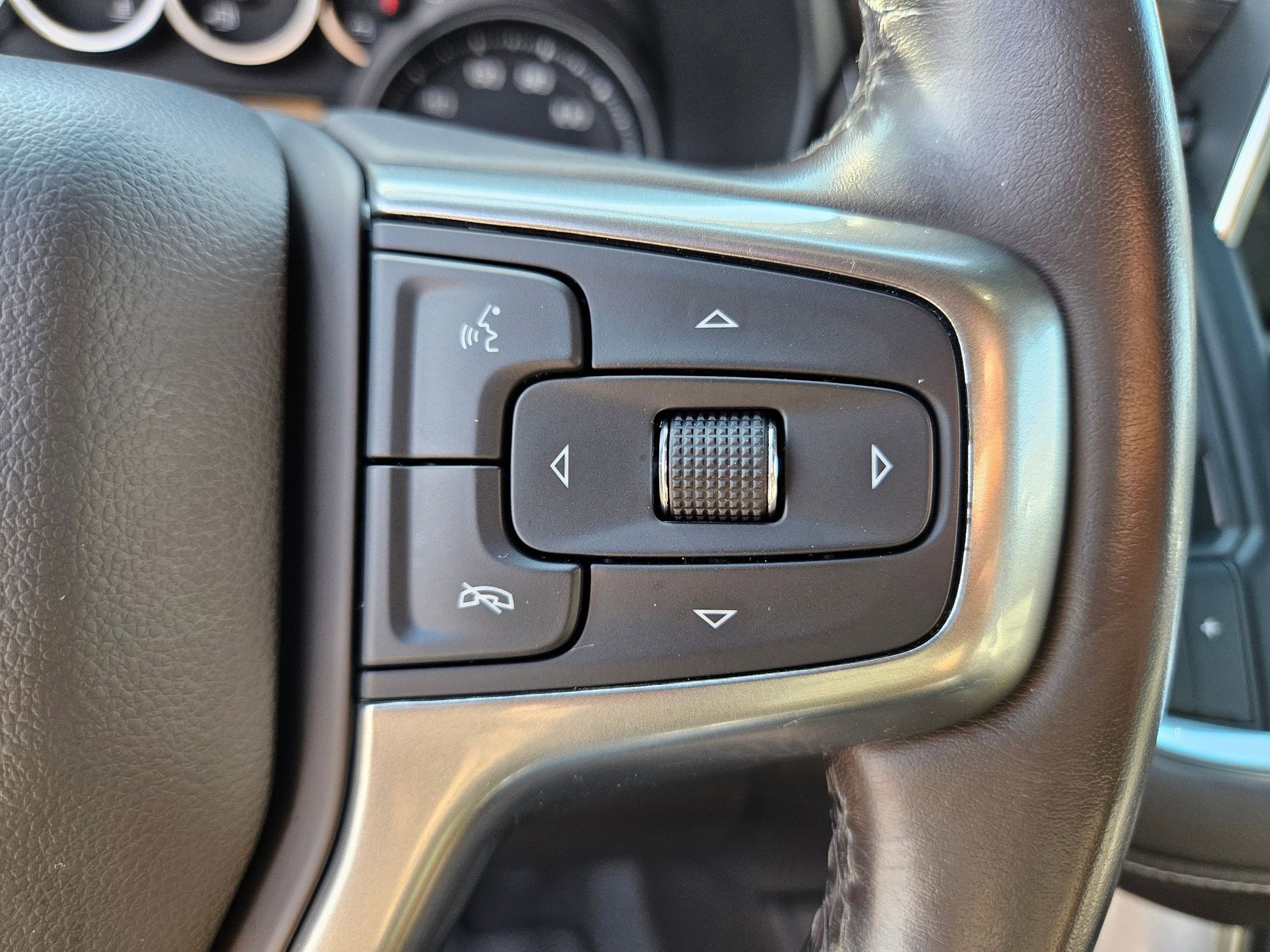 2021 Chevrolet Tahoe LT photo 12