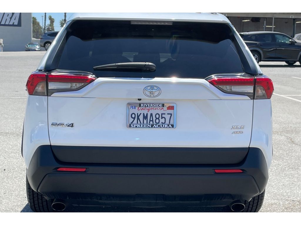 2023 Toyota RAV4 XLE photo 41