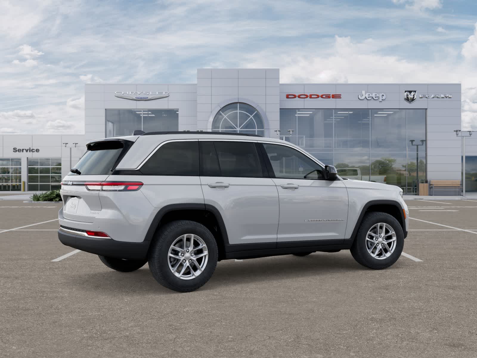 2025 Jeep Grand Cherokee Laredo Altitude photo 2