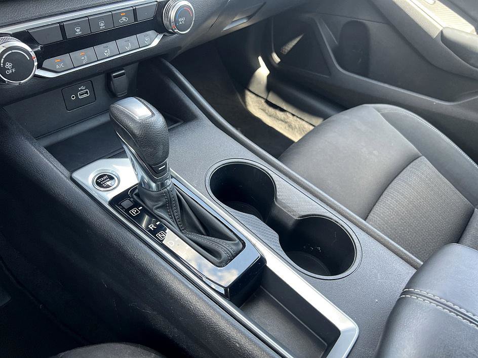 2022 Nissan Altima 2.5 S photo 23