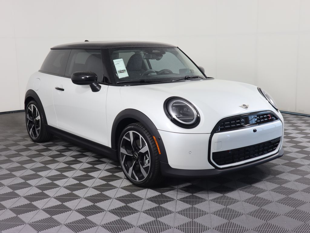 2025 Mini Cooper S Iconic photo 3