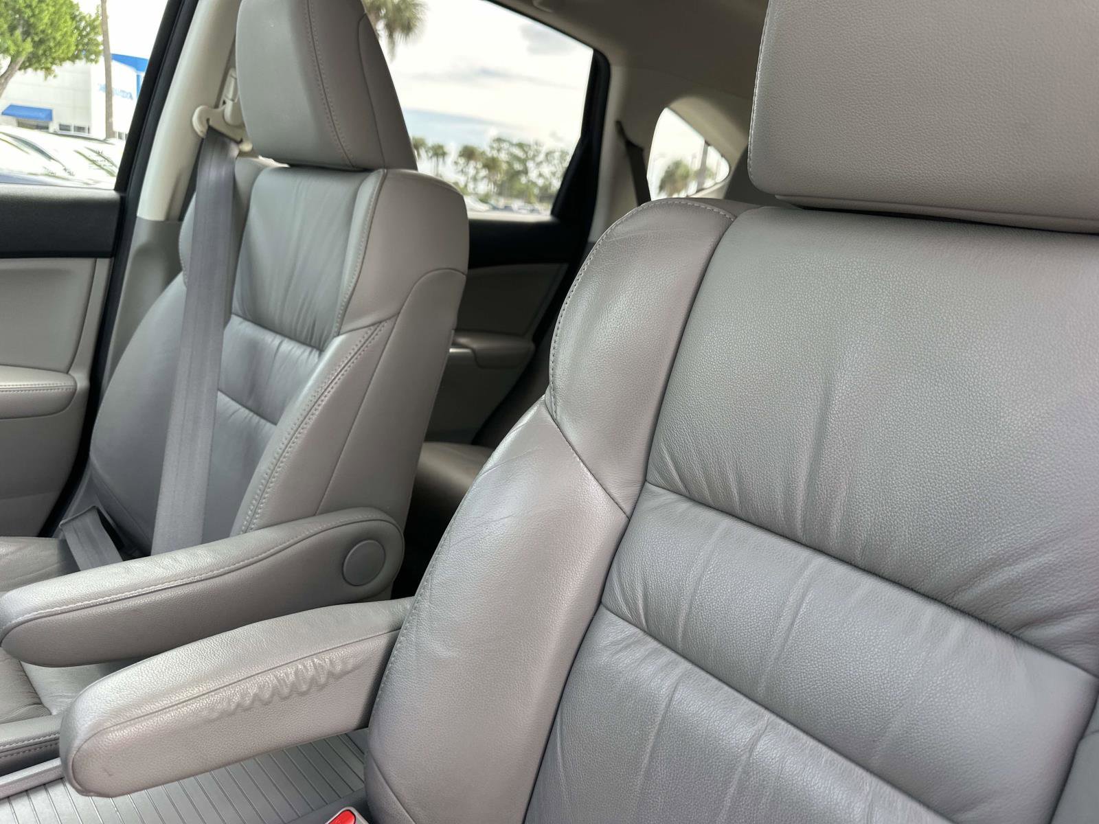2014 Honda CR-V EX-L photo 19