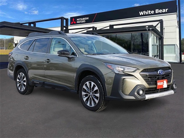 2023 Subaru Outback Limited's photo