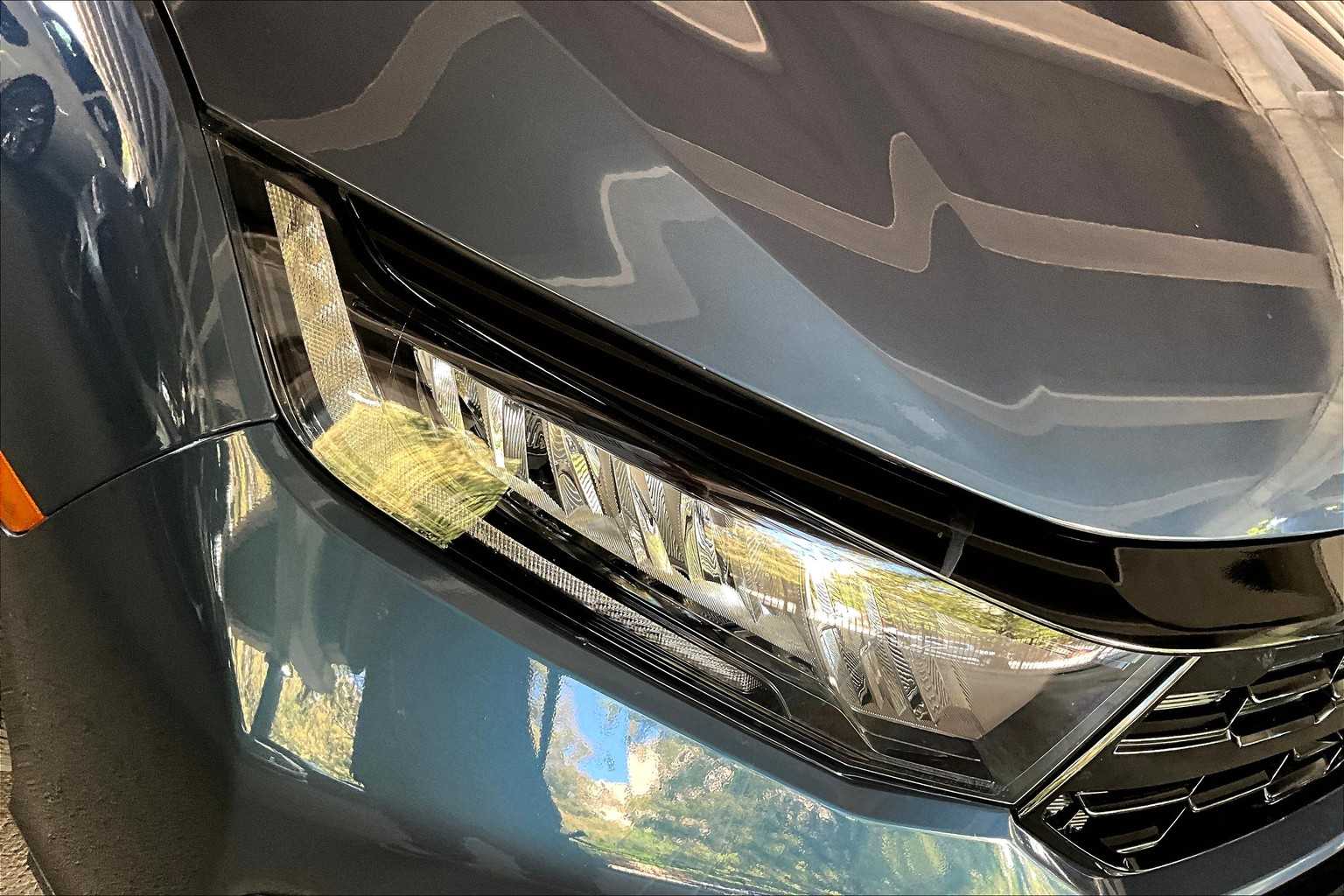 2025 Honda Odyssey Touring photo 27