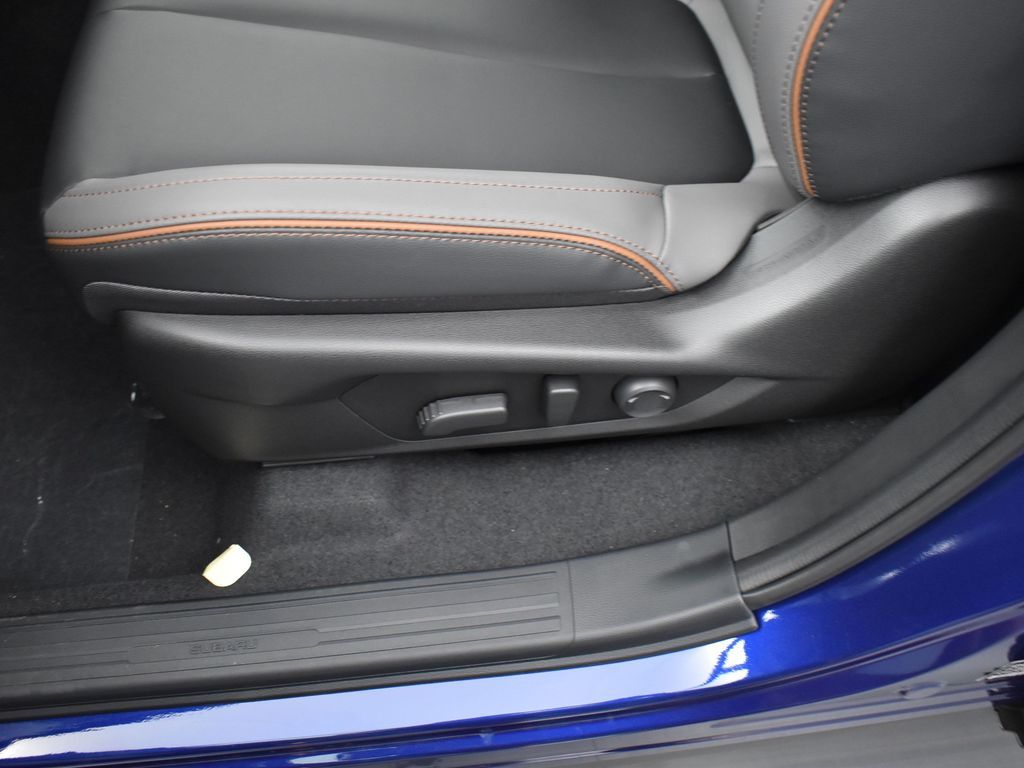 2025 Subaru Forester Sport photo 9
