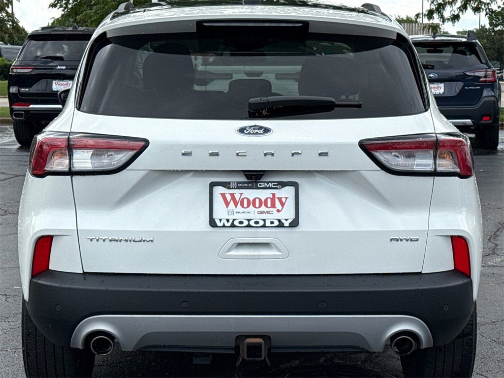 2022 Ford Escape Titanium photo 6