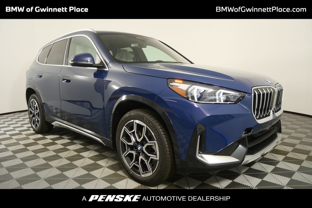 2026 BMW X1 28i's photo