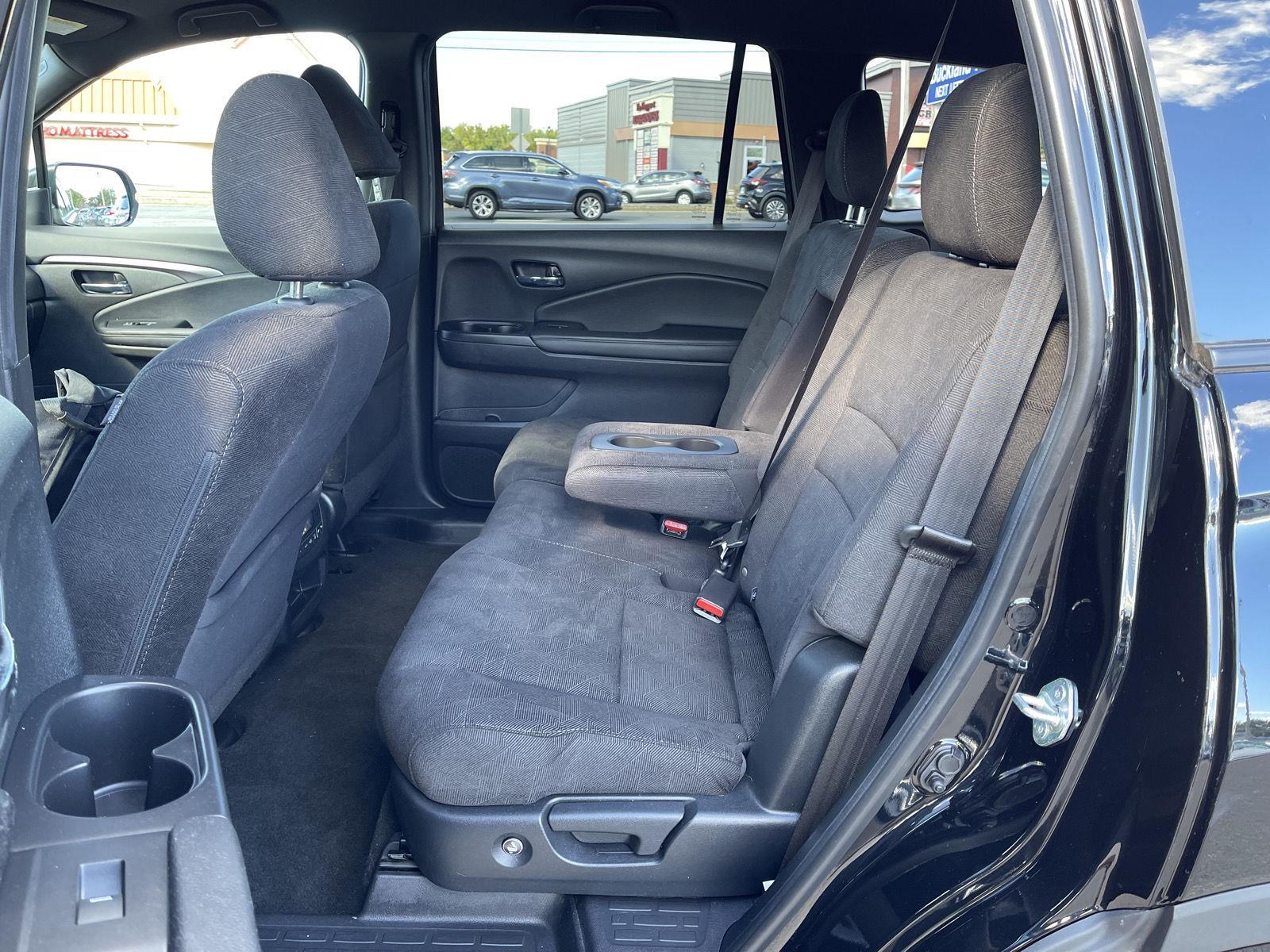 2022 Honda Pilot Sport photo 13