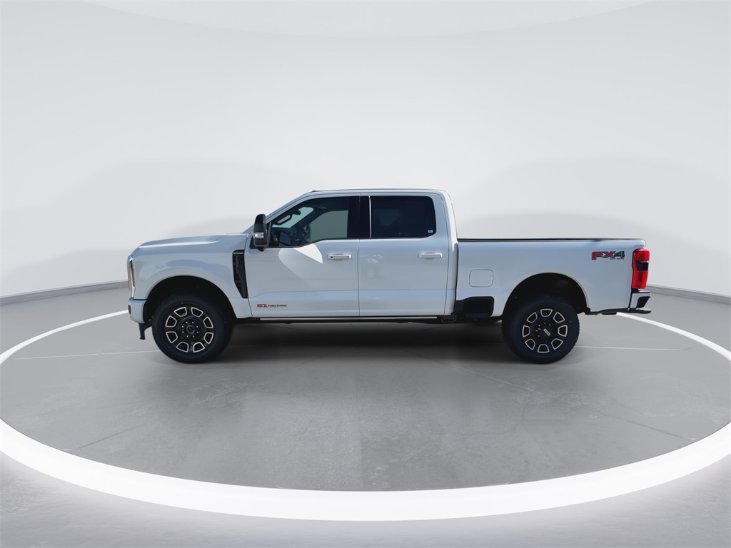 2025 Ford F-250 Platinum photo 4