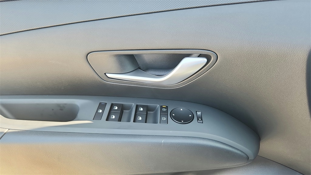 2026 Hyundai Santa Cruz SE photo 24
