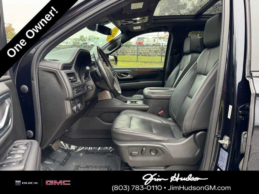 2021 Chevrolet Suburban RST photo 3