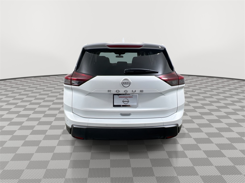 2026 Nissan Rogue SV photo 2