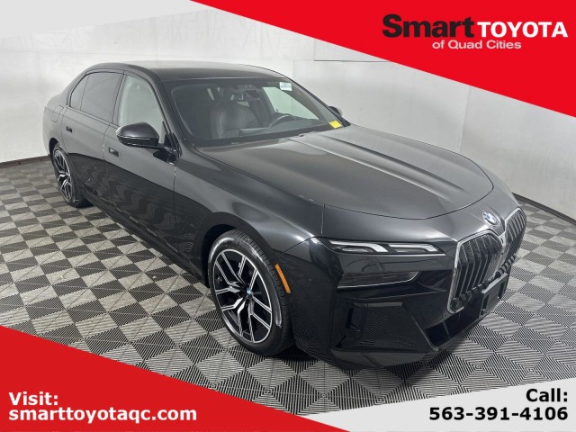 Pre-Owned 2023 BMW 7 Series 760i xDrive in Davenport #X6NN92735 | Smart ...
