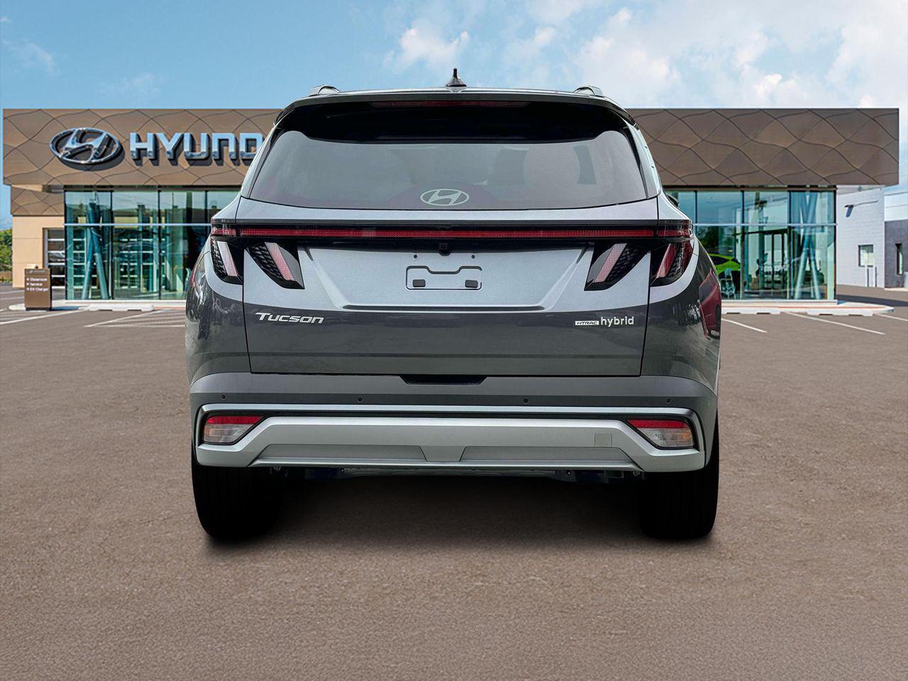 2025 Hyundai Tucson Hybrid Limited photo 4