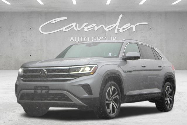 2022 Volkswagen Atlas Cross Sport SEL's photo