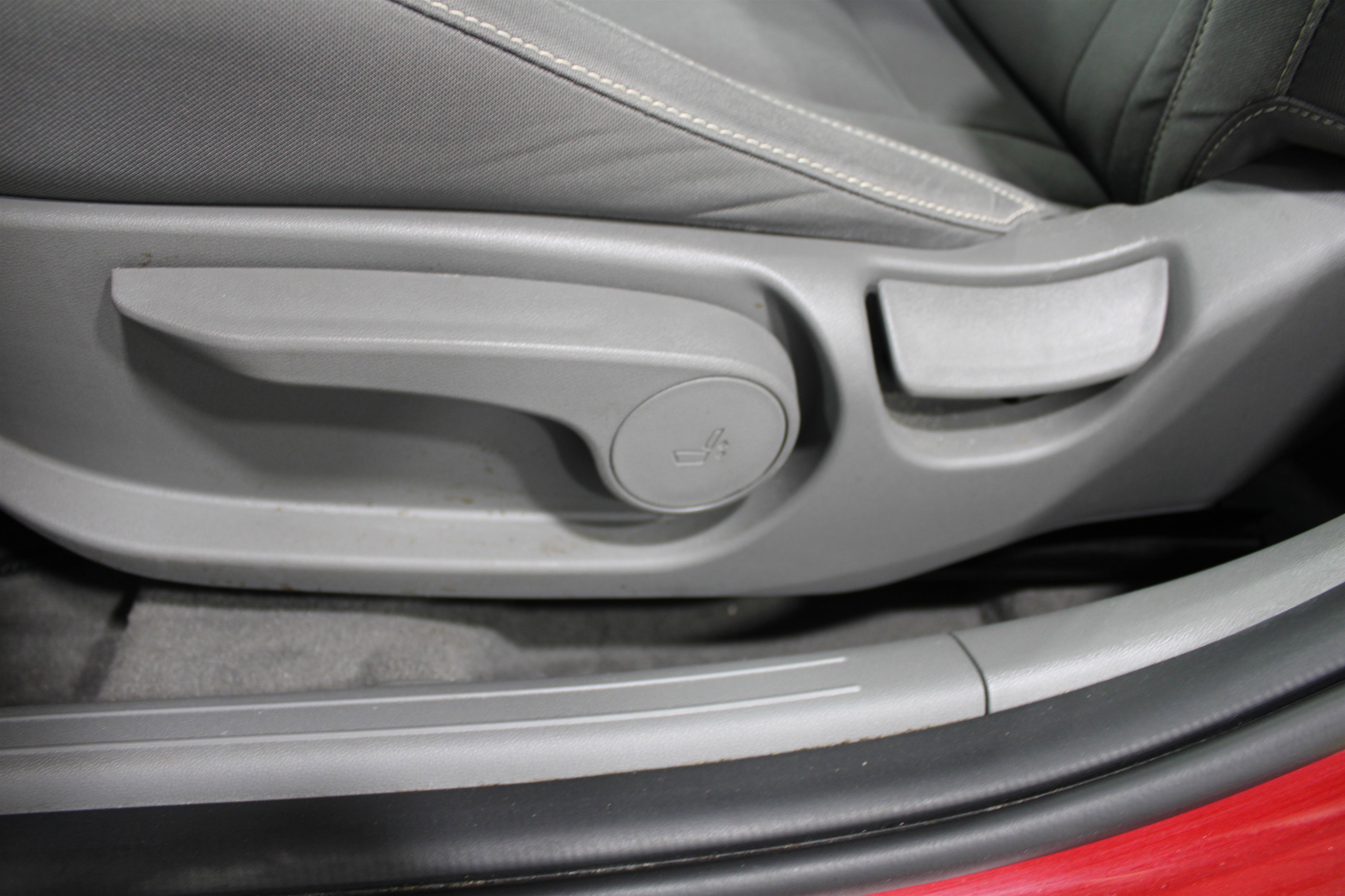 2022 Hyundai Elantra Blue photo 3