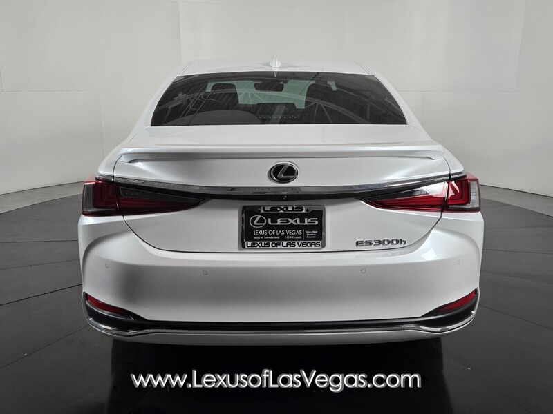 2025 Lexus ES 300 photo 4