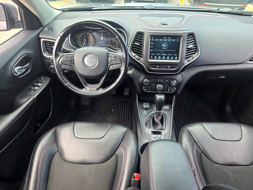 2021 Jeep Cherokee Trailhawk photo 11