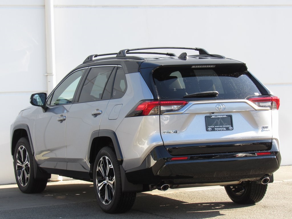 2025 Toyota RAV4 Hybrid XSE photo 5