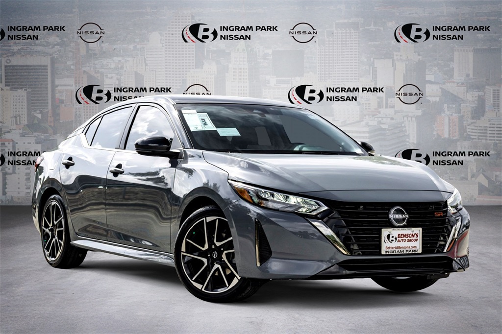2025 Nissan Sentra SR's photo
