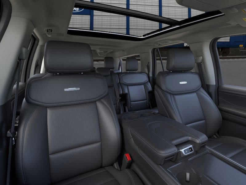 2025 Ford Expedition Platinum MAX photo 8