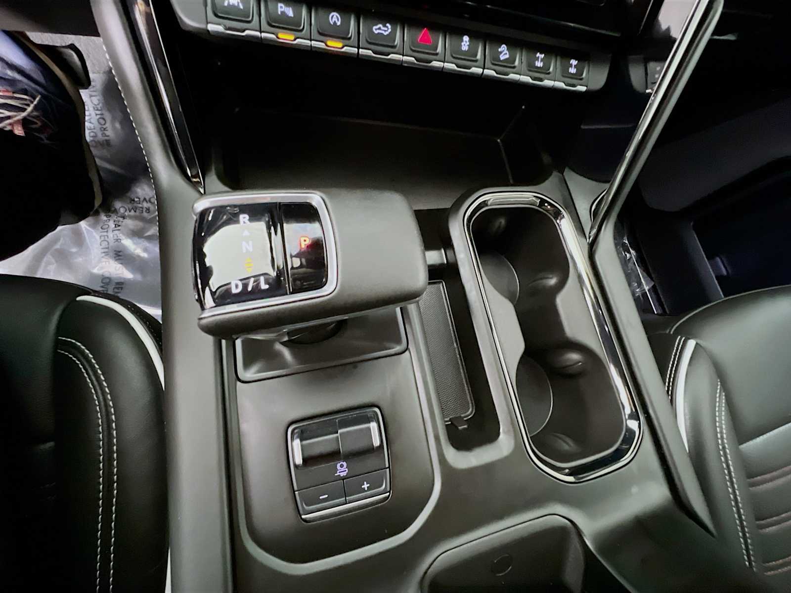 2024 Gmc Sierra 1500 AT4X photo 13