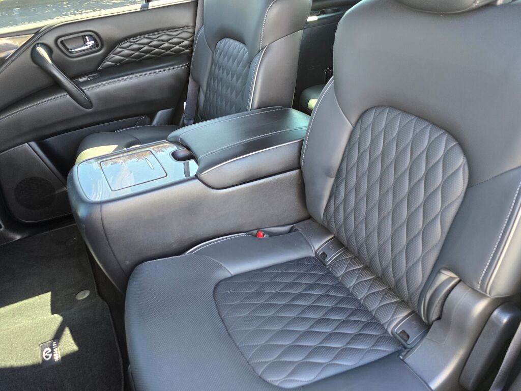 2023 Infiniti QX80 Sensory photo 16