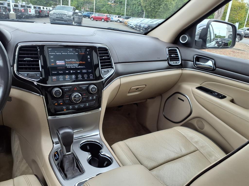 2019 Jeep Grand Cherokee Overland photo 36