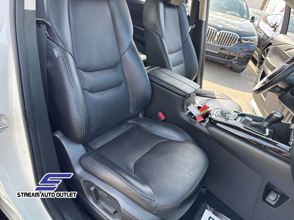 2023 Mazda CX-9 Touring photo 39