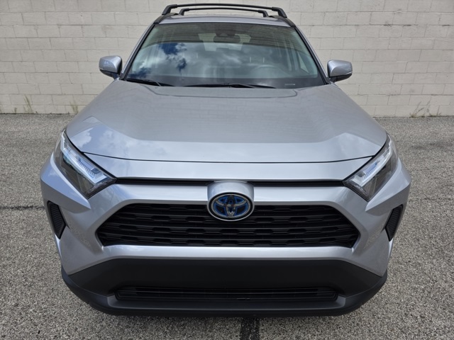 2024 Toyota RAV4 Hybrid XLE photo 7
