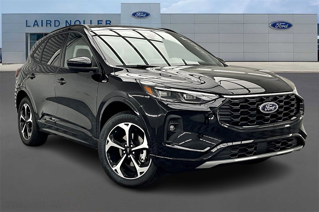 2025 Ford Escape ST-Line Elite photo 2