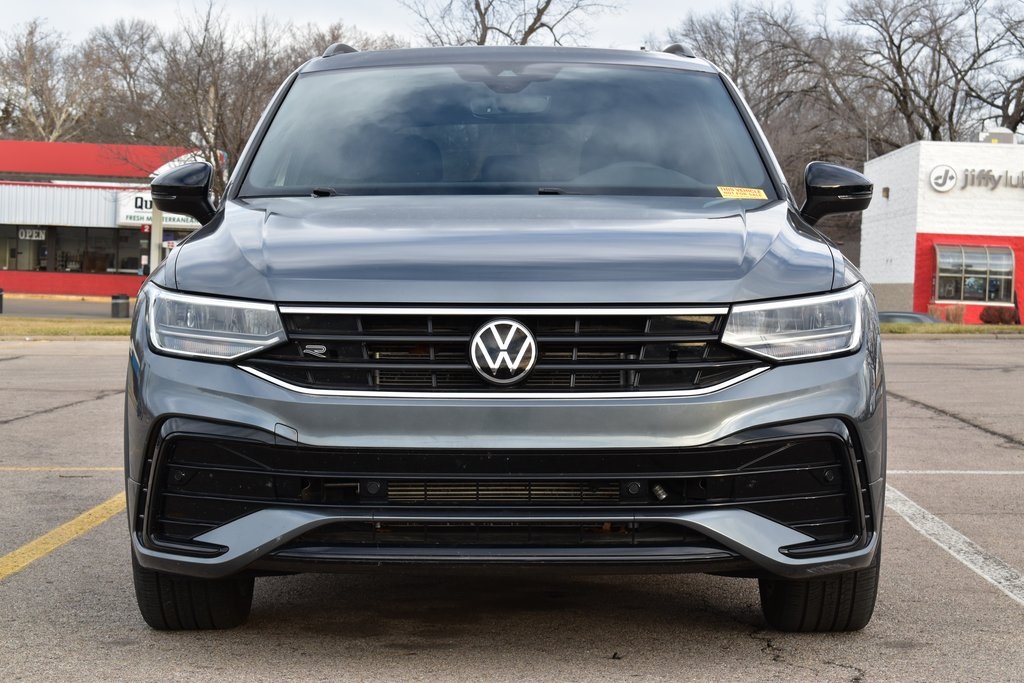 Used 2023 Volkswagen Tiguan SE R-LINE BLACK with VIN 3VVCB7AX1PM067873 for sale in Kansas City