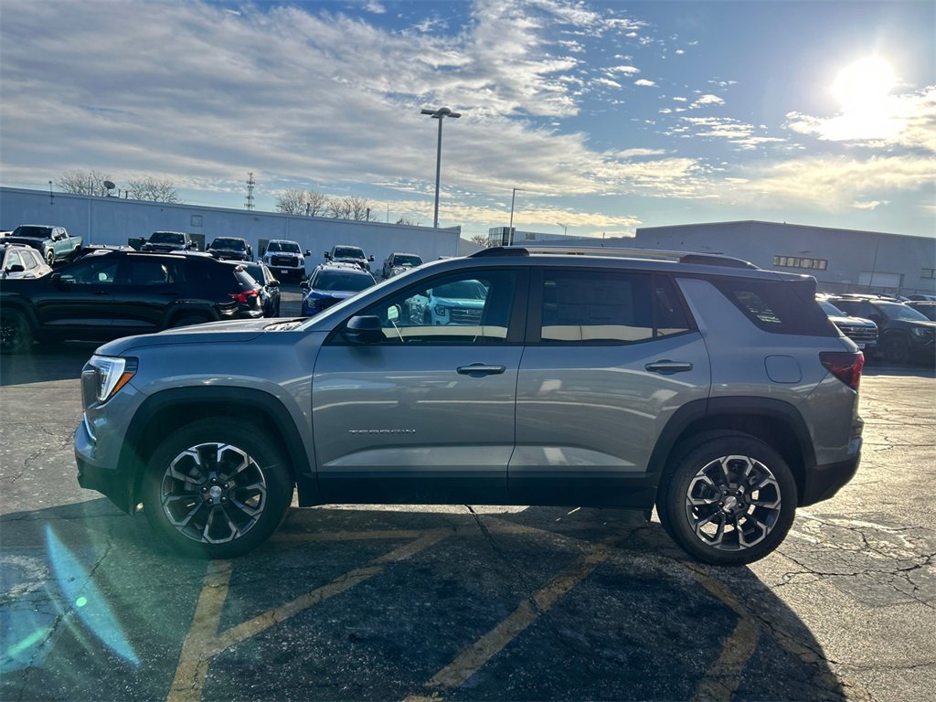 2026 GMC TERRAIN - Image 4