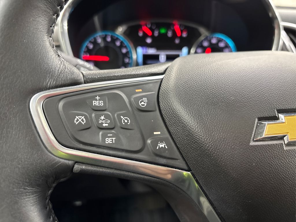 2018 Chevrolet Equinox Premier photo 33