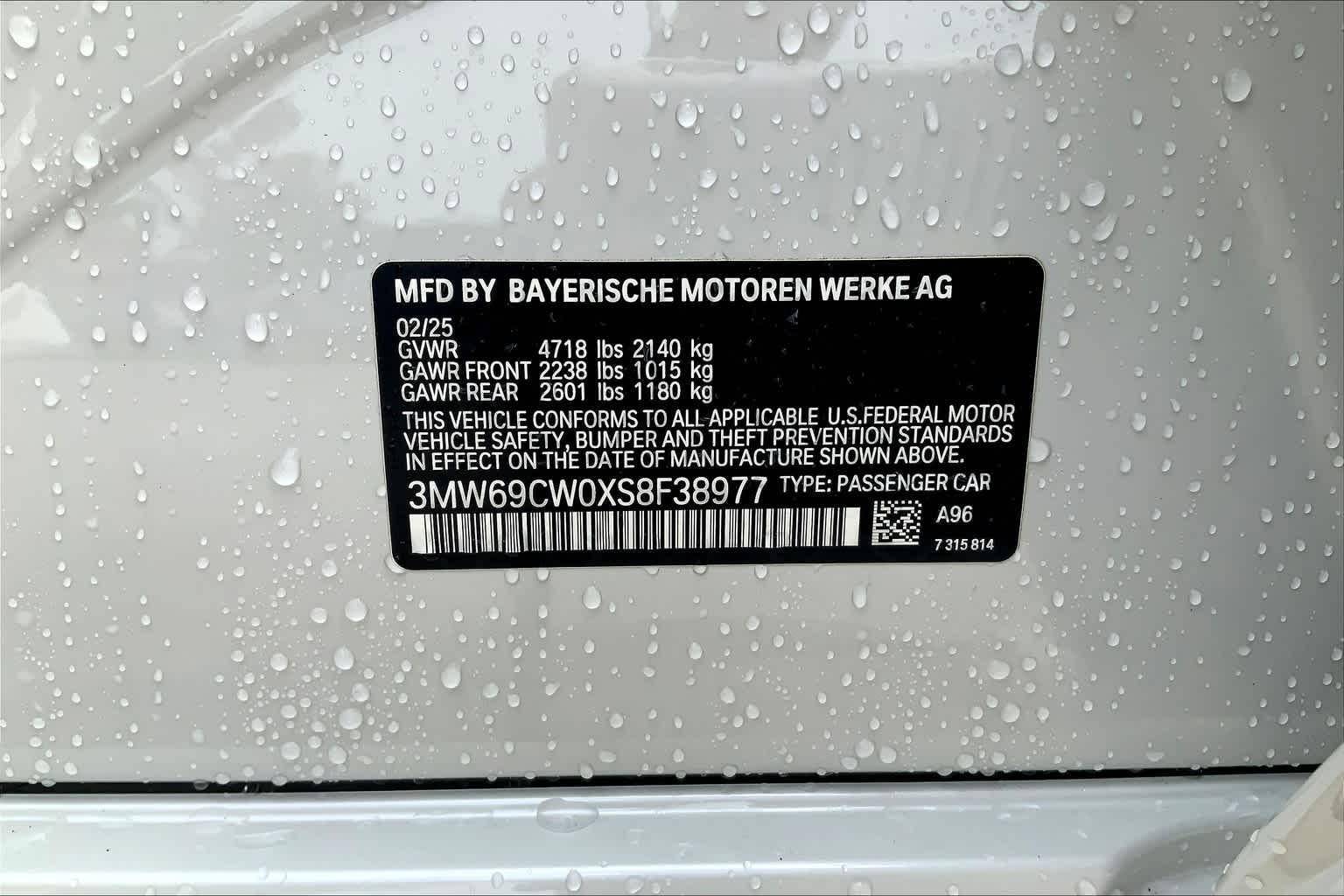 2025 BMW 3 Series 330i - Photo 18