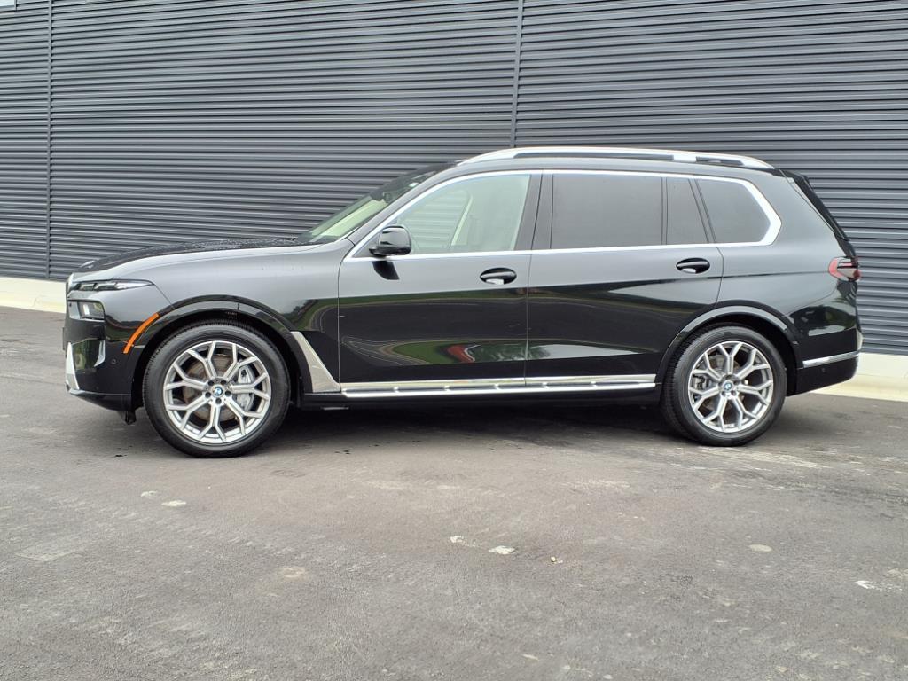 2023 Bmw X7 xDrive40i photo 2