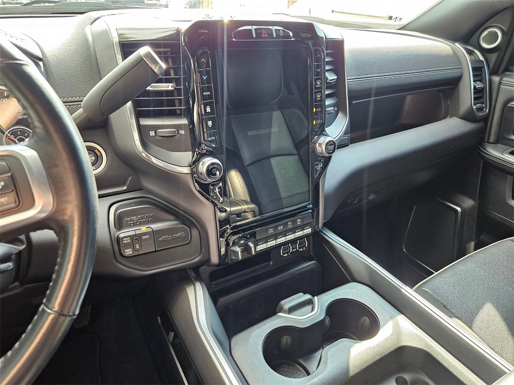2022 Ram 2500 Laramie photo 22