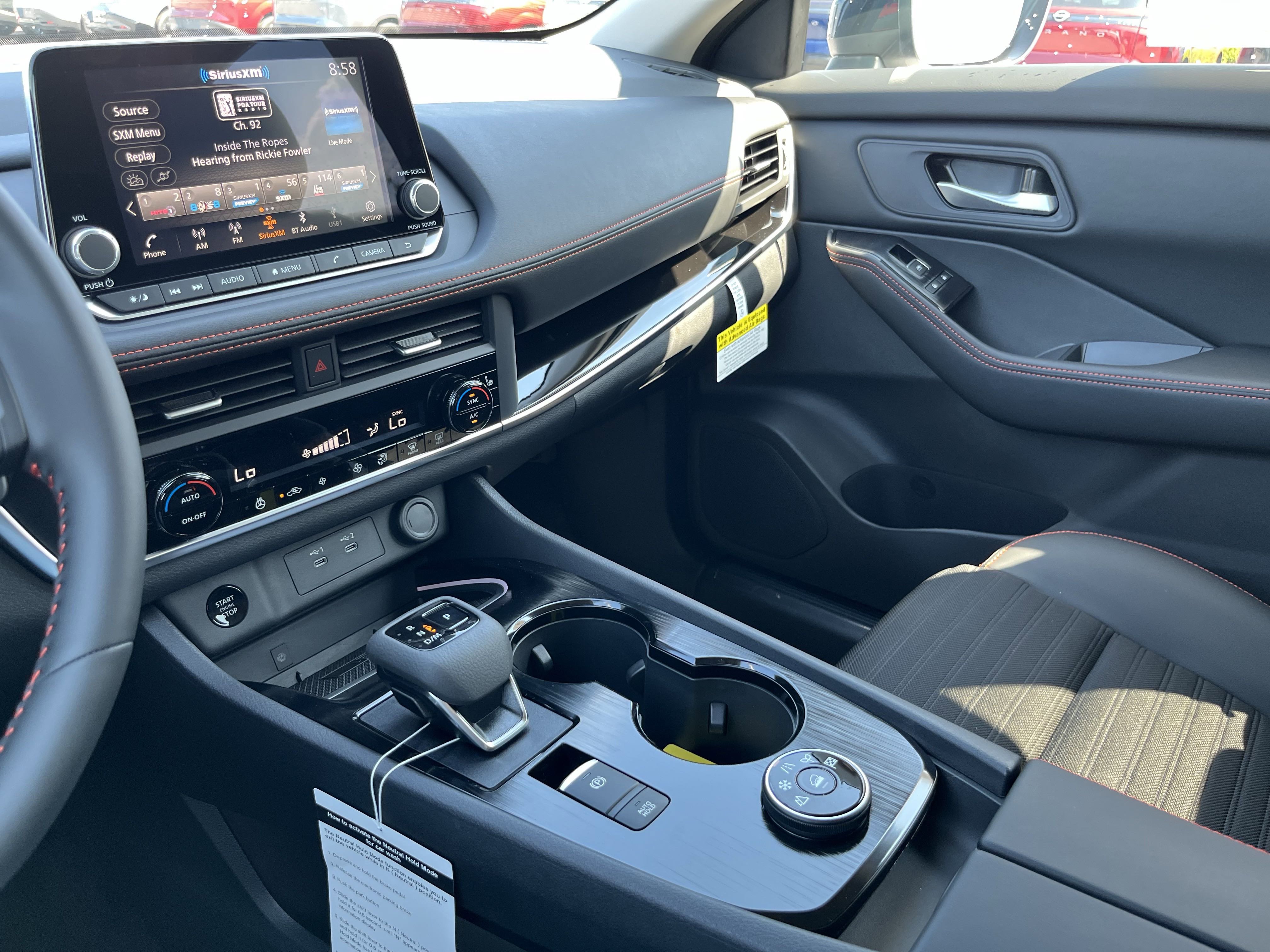 2026 Nissan Rogue SV photo 12