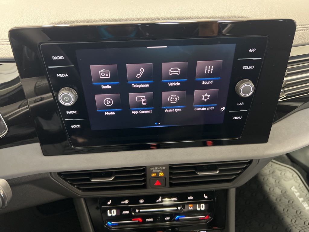 2025 Volkswagen Jetta 1.5T SE photo 20