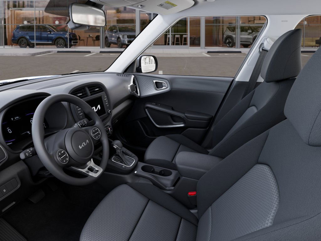 2025 Kia Soul LX photo 15