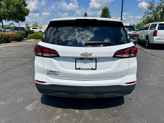 2022 Chevrolet Equinox LS photo 4